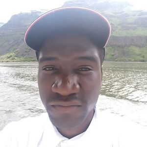 Meet your Posher, Larry